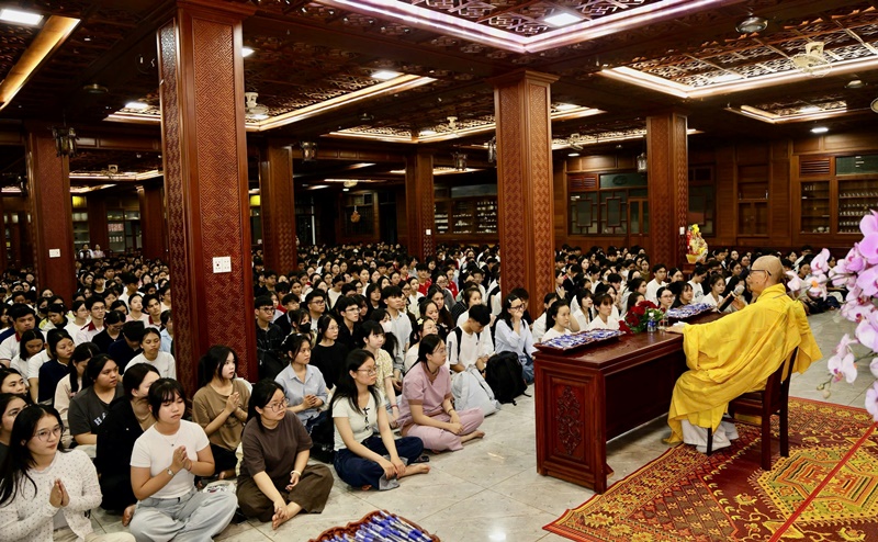 P. Buôn Ma Thuột: Hơn 1200 sĩ tử tham dự Lễ Cầu nguyện Tiếp sức mùa thi 2026 tại chùa Khải Đoan