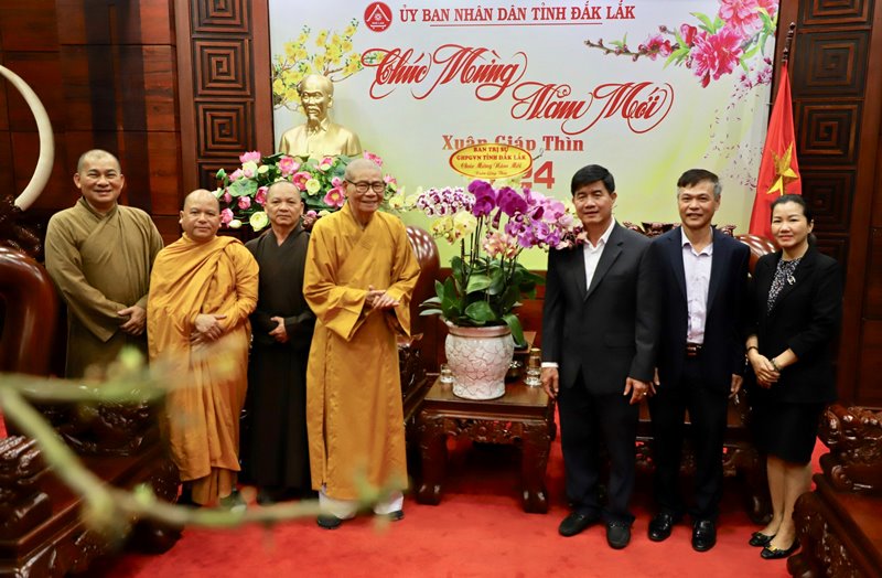 Ban Trị sự Phật giáo tỉnh chúc tết Tỉnh ủy và các Cơ quan tỉnh Đắk Lắk