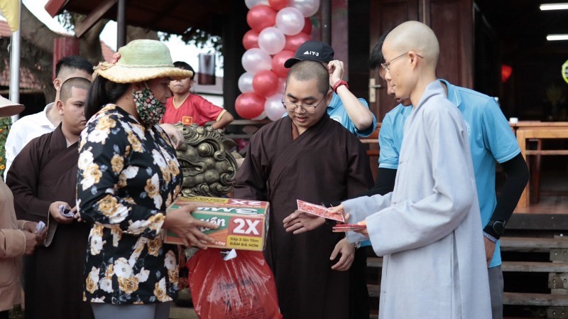 Đêm hội “Trung thu cho em” do Phân ban Thanh thiếu nhi Phật tử tỉnh Đắk Lắk tổ chức 