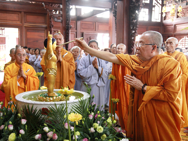 Ban Trị sự GHPGVN tỉnh Daklak tổ chức Lễ khai mạc tuần lễ Phật Đản PL. 2559-DL.2015 tại chùa Sắc tứ Khải Đoan