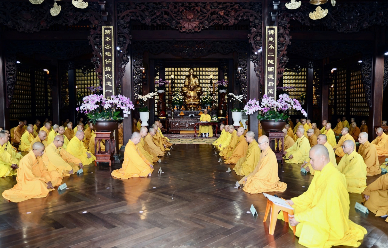 P.BMT: Gần 200 hành giả Tăng miền Tây tỉnh trang nghiêm cử hành kỳ Bố tát, thính giới
