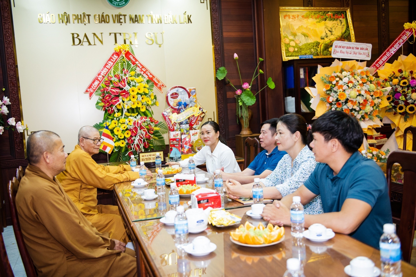 Công an Tỉnh Đắk Lắk chúc mừng Phật đản Ban Trị sự Phật giáo Tỉnh