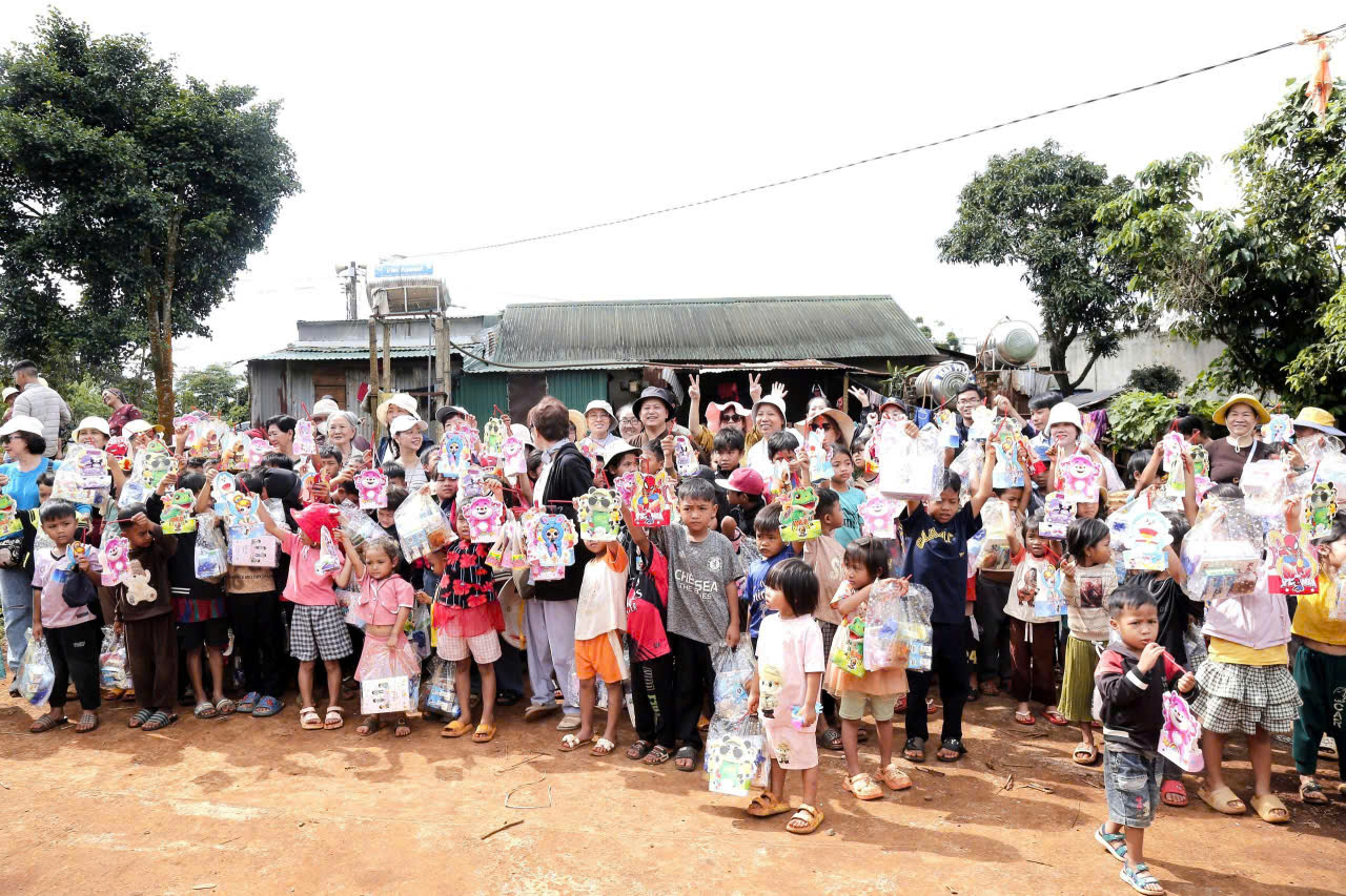 X.Krông Búk: Chương trình Trung thu cho em
