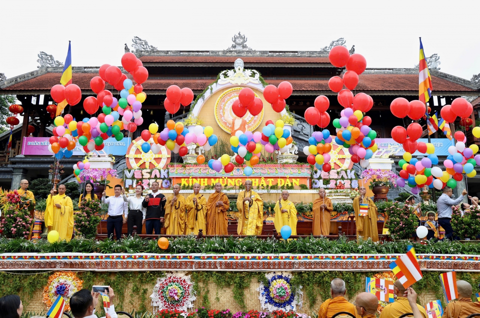 P.BMT: Trọng thể diễn ra Đại lễ Phật đản PL.2570 tại trụ sở GHPGVN tỉnh Đắk Lắk