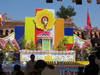 Đại Lễ Phật Đản PL 2559 – 2015 huyện EaKar.