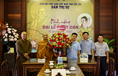 Công an thành phố thăm và chúc mừng Ban Trị sự tỉnh và Ban Trị sự thành phố nhân lễ Phật Đản - PL.2566 
