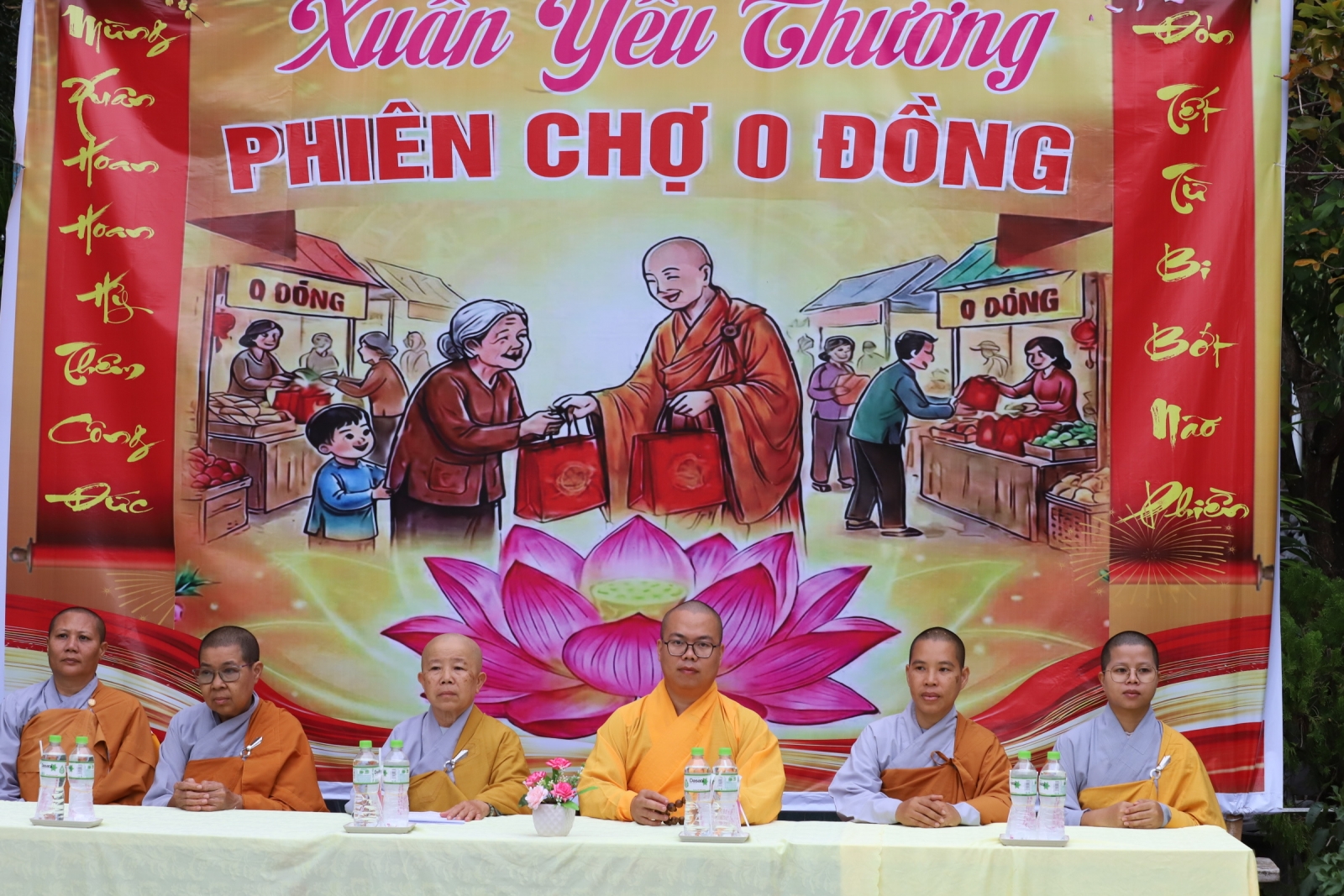 P. Sông Cầu: Chùa Hải Sơn tổ chức “Xuân Yêu Thương - Phiên chợ 0 đồng”
