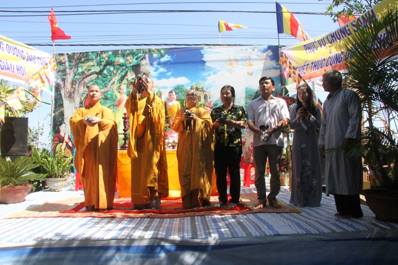 Chùa Pháp Hoa huyện Eakar long trọng tổ chức Lễ Phật Đản 2019