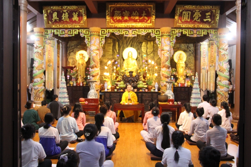 Lễ cầu nguyện, tiếp sức mùa thi năm 2022 tại chùa Hoa Nghiêm