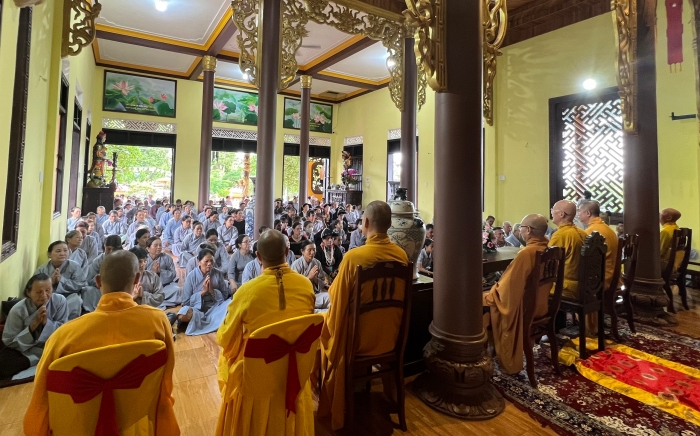 Ban trị sự Phật giáo huyện Cư M’gar tổ chức khóa tu Bát quan trai Một ngày an lạc