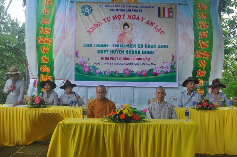 Krông Bông: Niệm Phật Đường Phước Bảo tổ chức khoá tu “Một ngày an lạc”