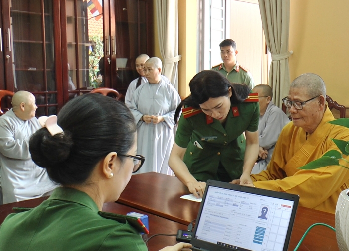 Video: Tích hợp Căn cước Công dân mức 2 cho Tăng Ni, Phật tử Tỉnh