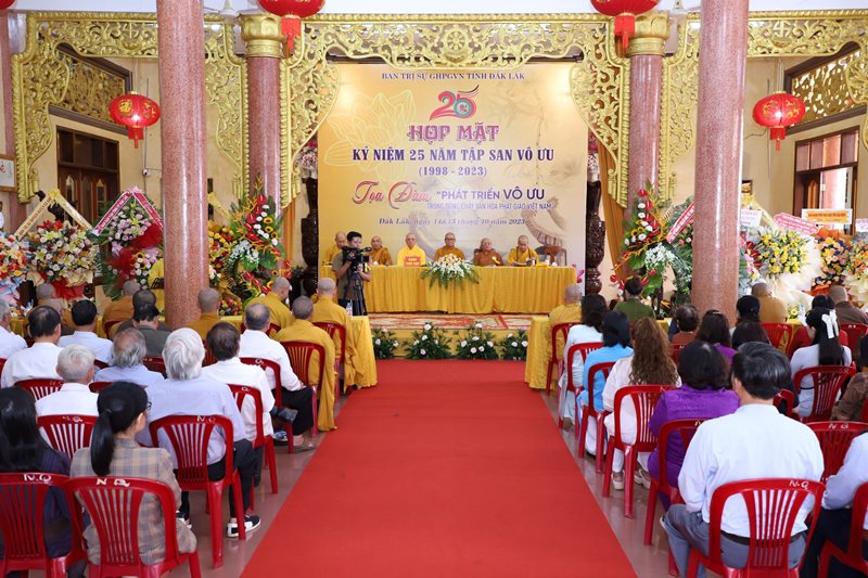 TP.BMT: Tọa đàm "Phát triển Vô ưu trong dòng chảy văn hóa Phật giáo Việt Nam"