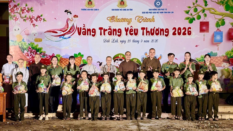 Ban Hoằng pháp - Hướng dẫn Phật tử tỉnh tổ chức đêm hội Trung thu “Vầng trăng yêu thương 2026” 