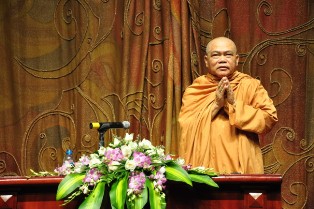 Tham luận tại Đại hội Đại biểu Phật giáo Toàn quốc lần thứ VIII:
Những điều cốt lõi của giáo dục Phật giáo