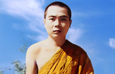 Sư tu theo truyền thống Phật giáo nào?