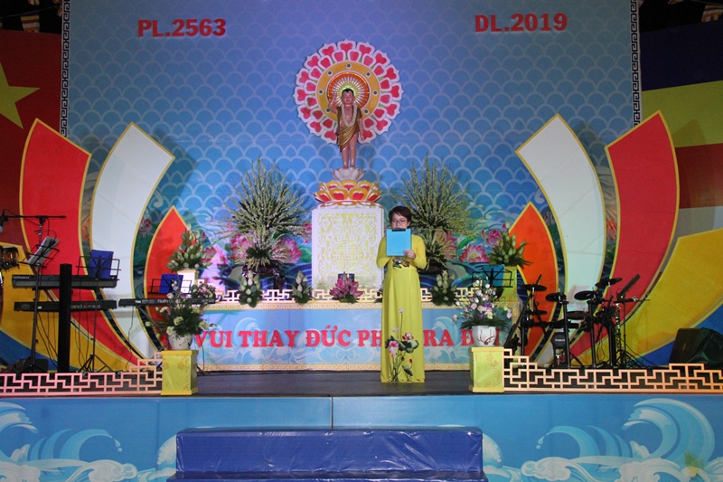 Hoạt động Phật sự tại huyện Eakar chào mừng Đai lễ Phật đản PL.2563
